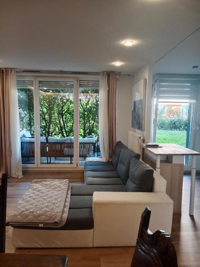Pfastatt Tres Bel Appartement Rez De Jardin Appart De 53M2. المظهر الخارجي الصورة